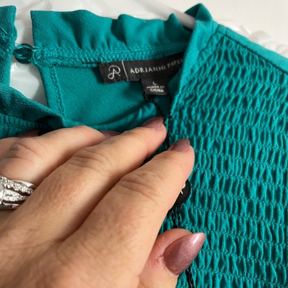 Ladies teal beautiful top for sale! New with tags! - Picture 5 of 5